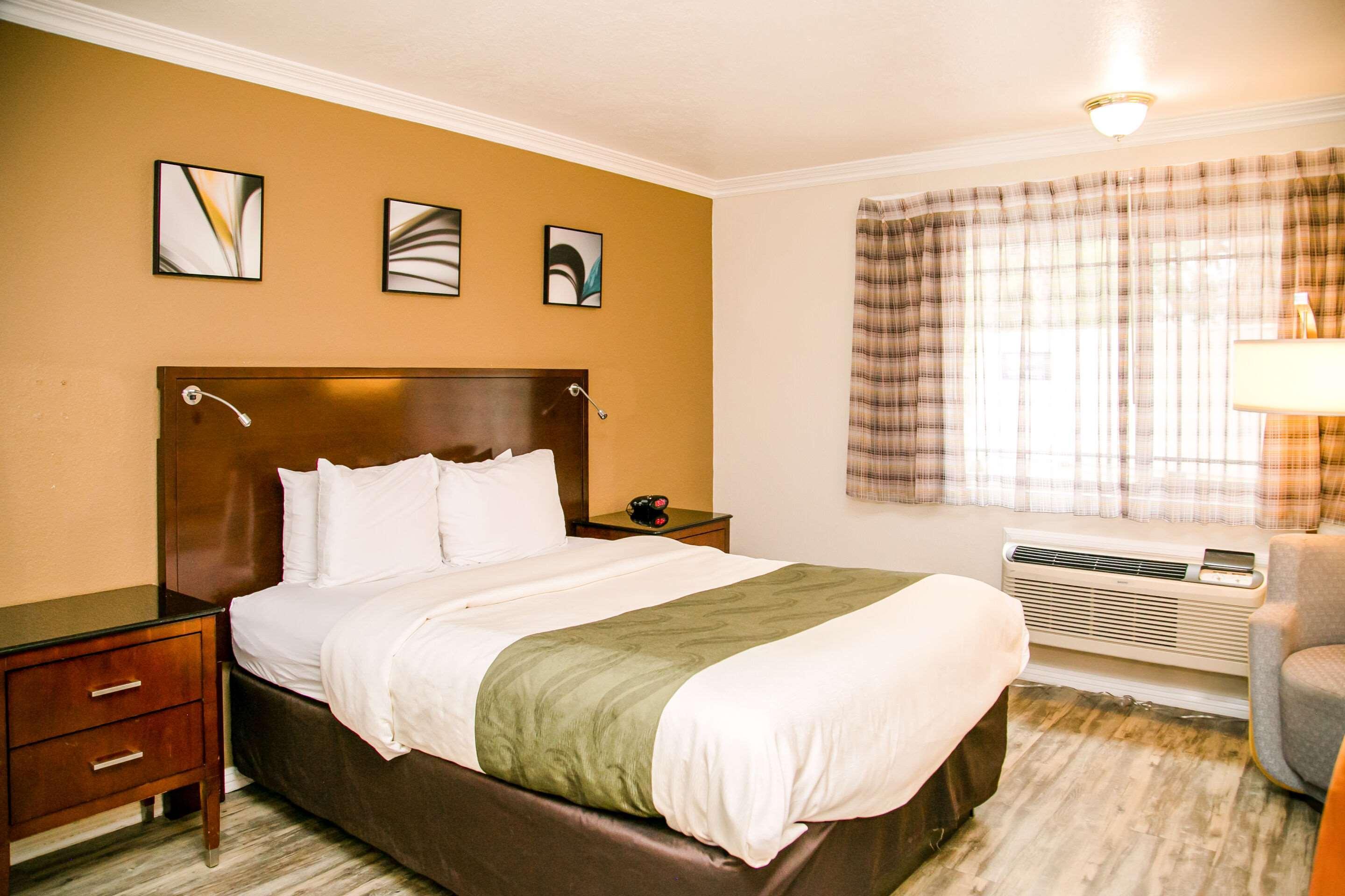 Quality Inn & Suites Thousand Oaks - Us101 Exteriör bild