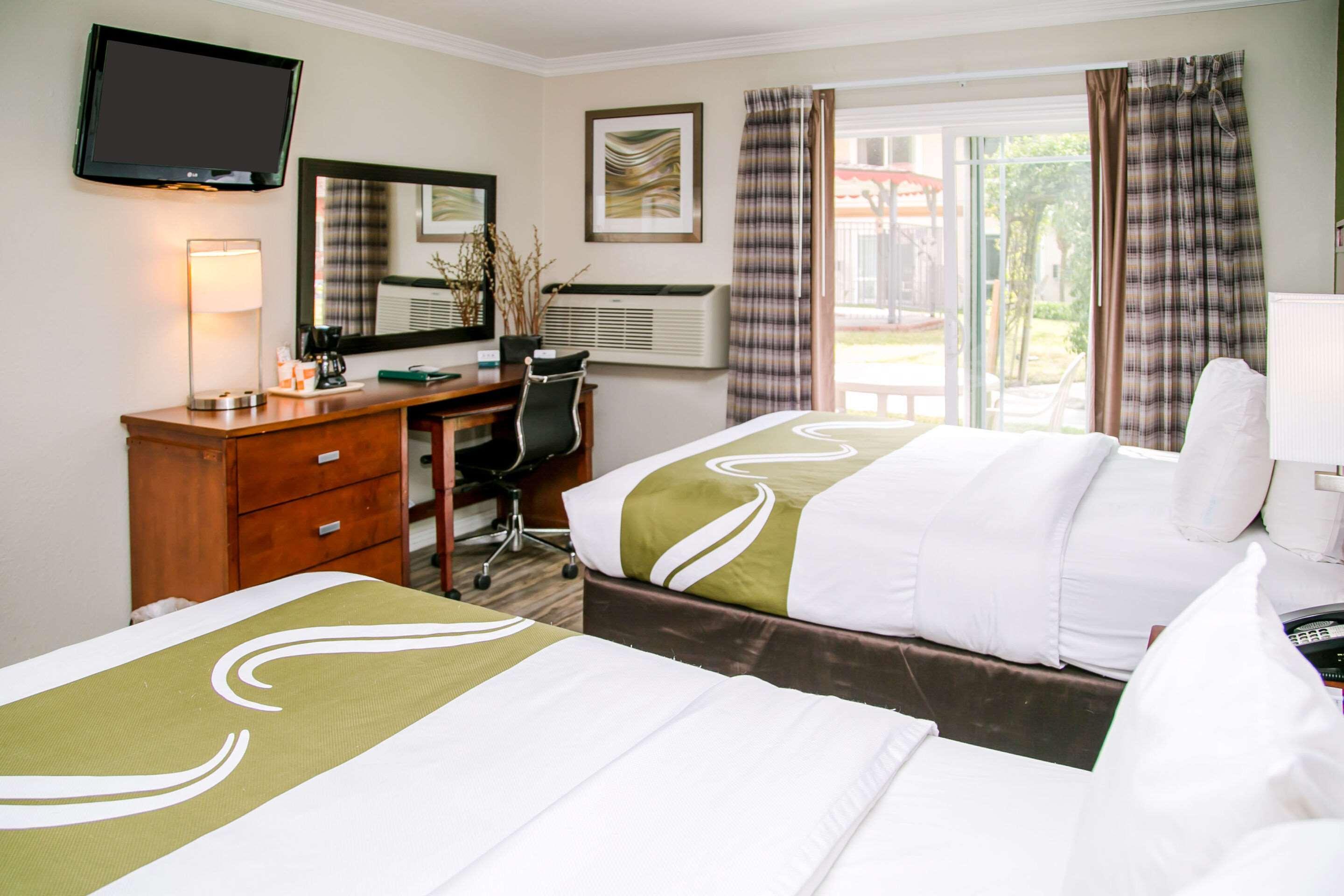 Quality Inn & Suites Thousand Oaks - Us101 Exteriör bild
