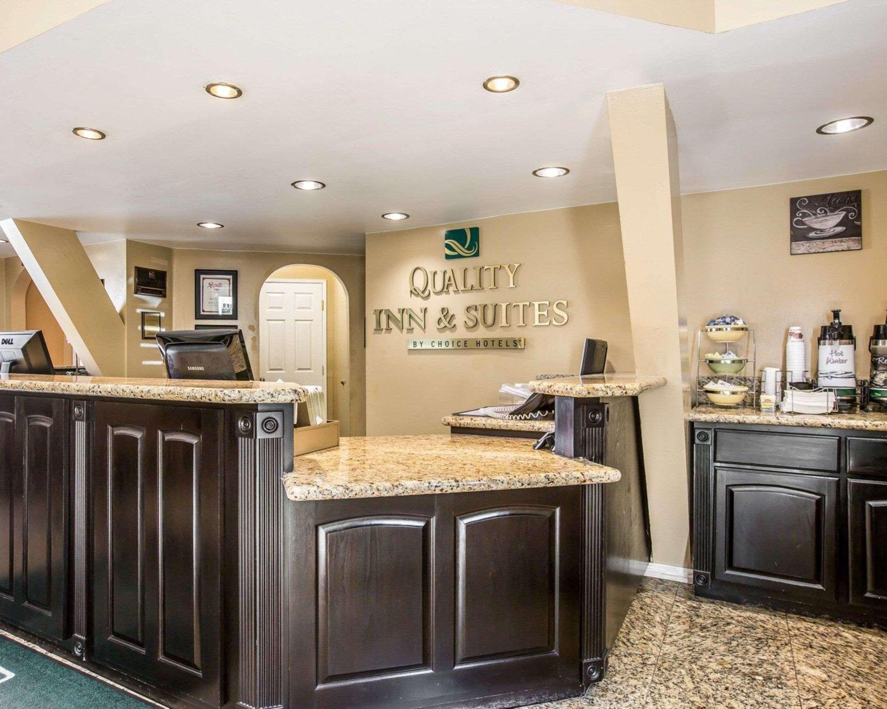 Quality Inn & Suites Thousand Oaks - Us101 Exteriör bild