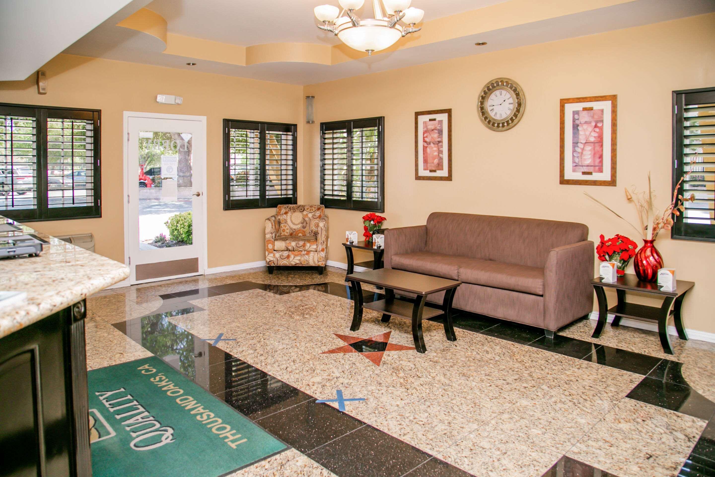 Quality Inn & Suites Thousand Oaks - Us101 Exteriör bild